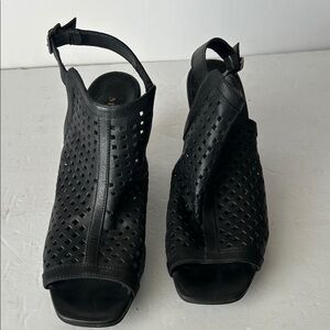 Sesto Meucci Black Perforated Sandals